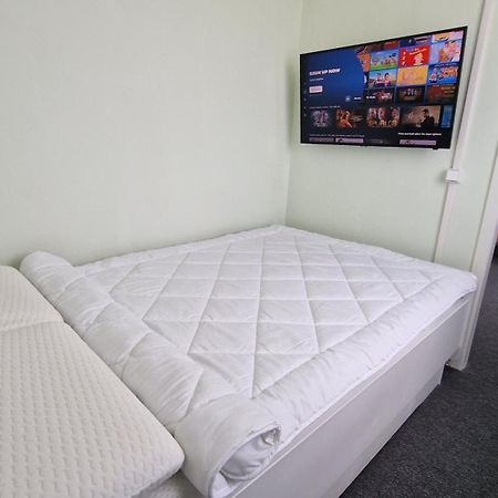 Citycenter Apartment - Bigtv-Ps4-Netflix-Parking 켐니츠 외부 사진